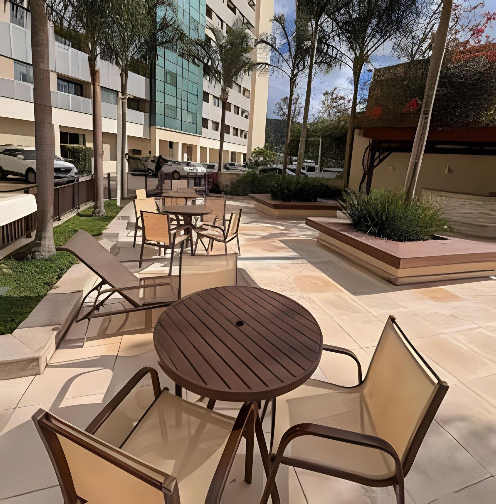 Apartment Flat Confortavel Com Piscina Proximo Ao Riocentro Projac Farmasi Arena Barra Da Tijuca